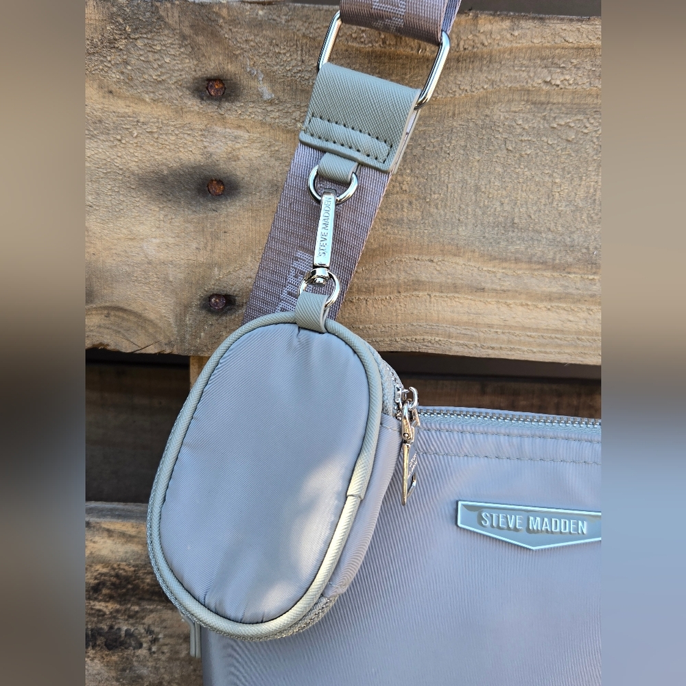 STEVE MADDEN Crossbody Bag - Picture 7 of 12